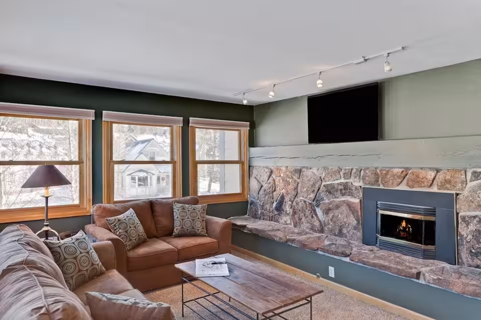 Longbranch 201 living room and fireplace